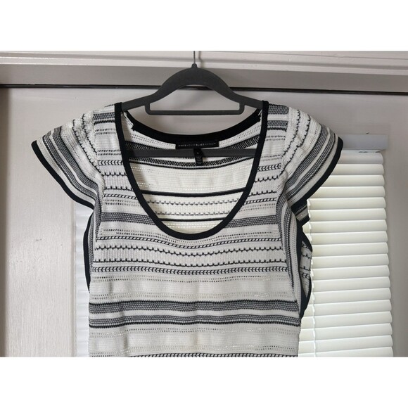 WHITE HOUSE BLACK MARKET ECRU WHITE BLACK FLUTTER SLEEVE POINTELLE STRIPE TOP S - Picture 5 of 8